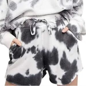NWT Free People Kelly Washed Black / White Fleece Shorts (Size M)